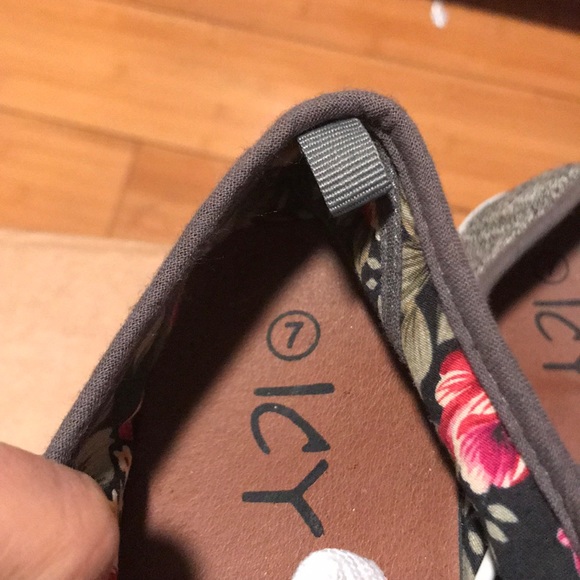 ICY Sneakers with laces. Gray & White - Picture 3 of 7